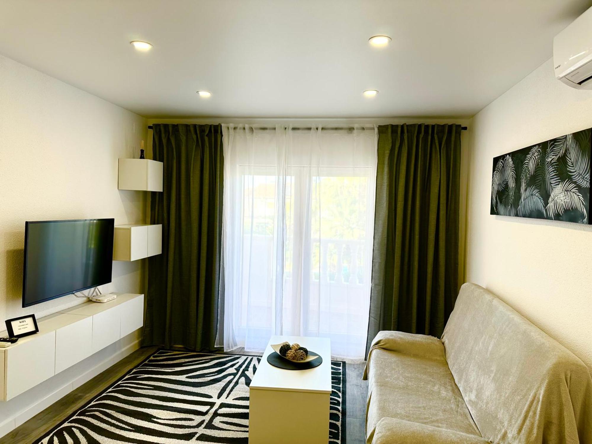 Parquemar Apartment *